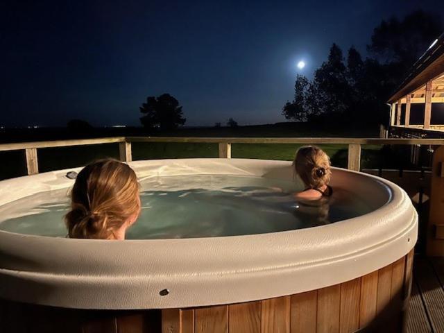 Luxury Log Cabin With A Hot Tub Stone  Exterior foto